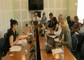 Zyrtarja e MAShTI-t: Arritëm ta ulim çmimin e teksteve shkollore (Video)