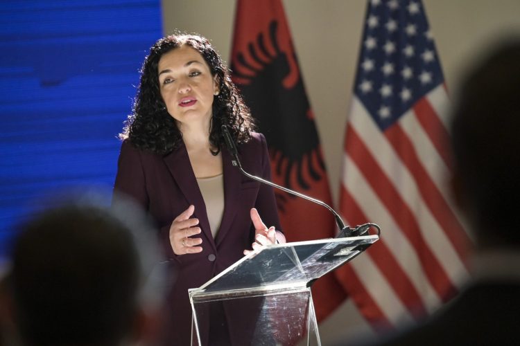 “Dallime në qasje, por jo në qëllim” – Osmani flet për raportet e Kosovës me ShBA-të