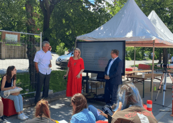 Nis Universiteti Veror Ndërkombëtar në Prishtinë