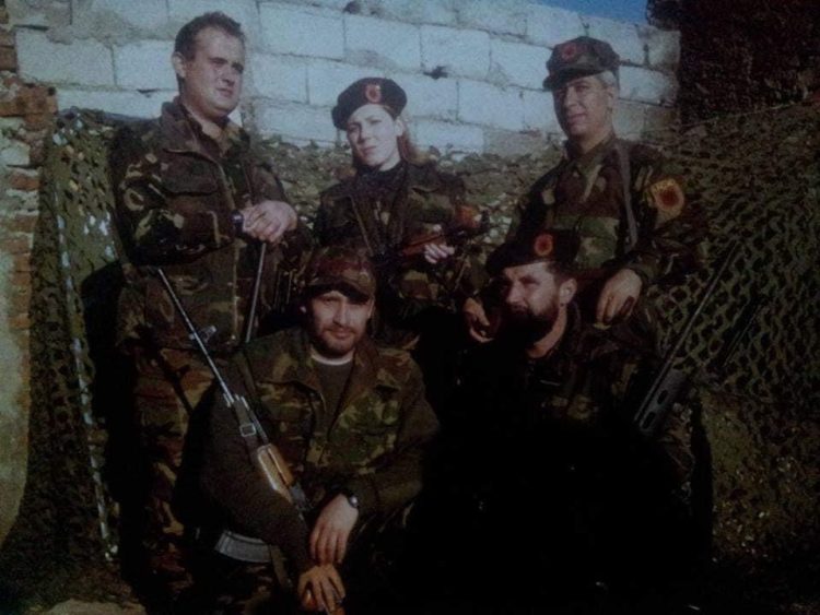 Kryeministri Kurti përkujton dëshmorin e kombit Indrit Cara në përvjetorin e tij të lindjes