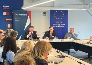 Lajçak në Londër për të marrë qëndrimet e qeverisë së re për rajonin