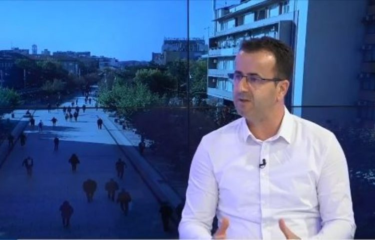 Gollopeni: Shkaktar i rënies së popullsisë, faktori natyrorë dhe migrimet