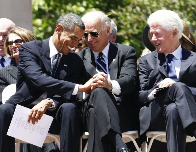 Biden i zemëruar me Obamën, Clintonin dhe demokratët e tjerë, mendon se e tradhtuan