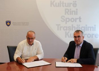 MKRS-ja dhe Komuna e Podujevës nënshkruajnë marrëveshje për ndërtimin e pishinës gjysmë-olimpike