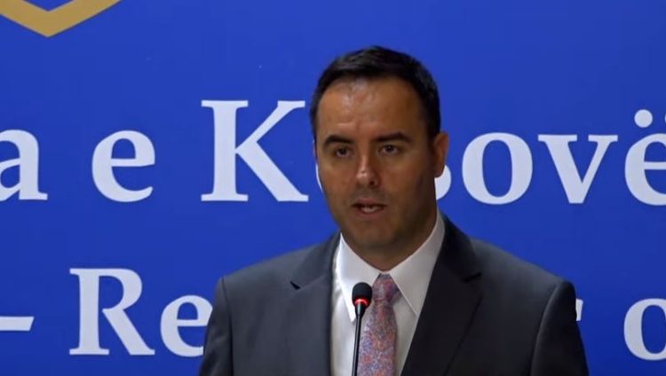 Kryekuvendari Konjufca: Qindra njerëz në Serbi po ushtrojnë dhe po përgatiten për një s*ulm në Kosovë