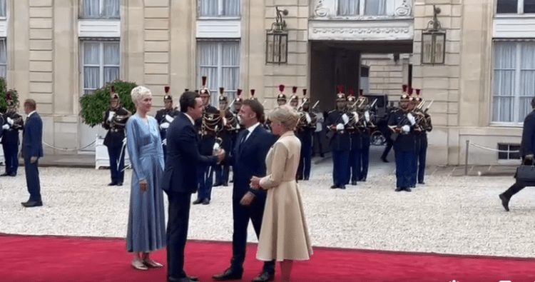 Kurti pritet nga Macroni në Pallatin Elysee (Video)