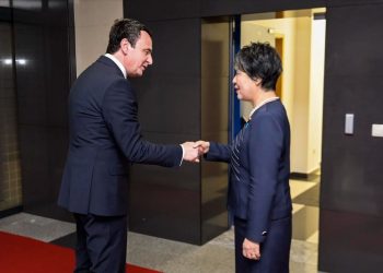 Kurti takohet me ministren e Jashtme japoneze, flasin për dialogun e mundësinë e investimeve