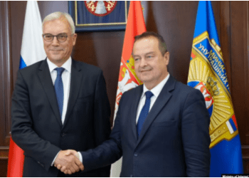 BE dhe SHBA, presion Serbisë: Marrëdhëniet me Rusinë ‘nuk janë normale’