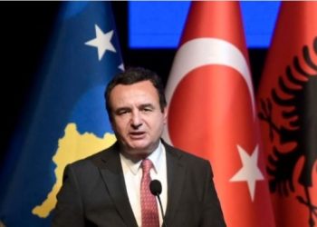 Kurti udhëton drejt Turqisë, nesër takohet me diasporën shqiptare në Izmir