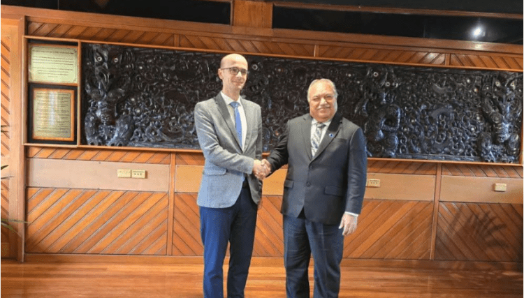 Ahmeti takohet me Waqan e Forumit për Ishujt e Paqësorit, flasin për progresin e Kosovës