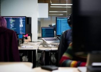 Shpëlarje parash, dy milionë euro të fshehura- Çka thotë dosja e Prokurorisë për 23 të akuzuarit për mashtrim me ‘Call Center’?