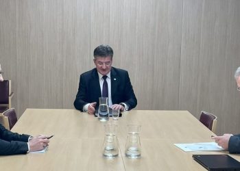 Nis takimi trepalësh, Bislimi -Lajçak – Petkoviq