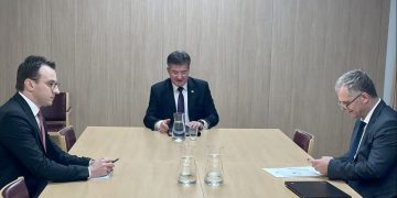 Nis takimi trepalësh, Bislimi -Lajçak – Petkoviq