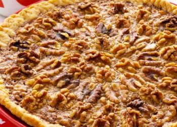 Ëmbëlsirë me arra, shije mahnitëse