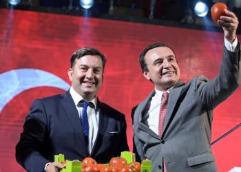 Hapja e Festivalit tradicional të Domates, Kryeministri Kurti: Domatja juaj në sofrën tonë, nga toka jonë!