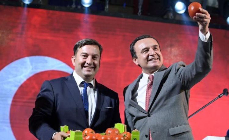 Hapja e Festivalit tradicional të Domates, Kryeministri Kurti: Domatja juaj në sofrën tonë, nga toka jonë!