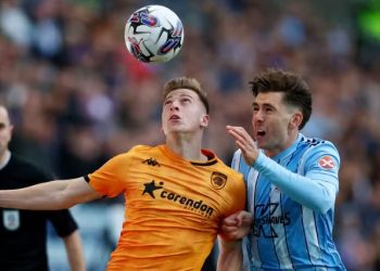 Ipswich Town përforcohet me sulmuesin e Cityt