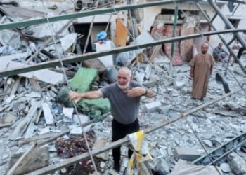 Mbi 60 palestinezë të v*rarë nga sulmet e Izraelit në Gazë