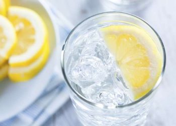 Të gjithë duhet ta nisin mëngjesin me këtë pije të thjeshtë