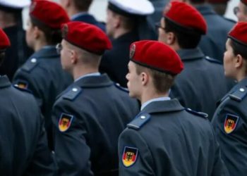 Shërbimi ushtarak mund të bëhet i detyrueshëm edhe për gratë në Gjermani