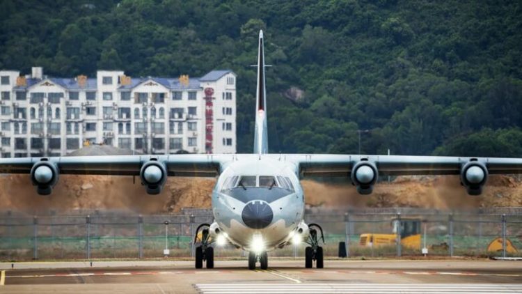 Japonia thotë se një aeroplan ushtarak kinez shkeli hapësirën e saj ajrore për herë të parë