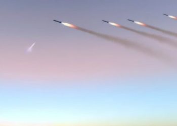 Ukraina prezanton për herë të parë raketën e re “Palianytsia”