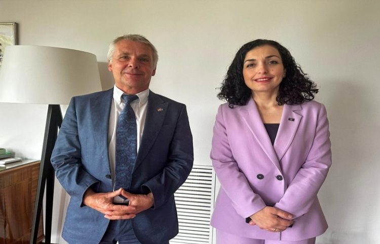 Rohde vlerëson vendosmërinë e Osmanit në mbrojtje të vlerave të BE-së