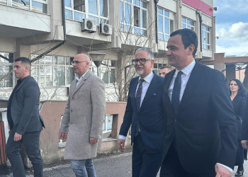 Rihapet Klinika Emergjente në QKUK, marrin pjesë kryeministri Kurti e ministri Vitia