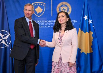 Osmani për takimin me Goffus: Diskutuam edhe për rëndësinë e mirëmbajtjes së komunikimit e koordinimit