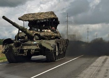 Ushtria ukrainase vazhdon përparimin brenda territorit rus