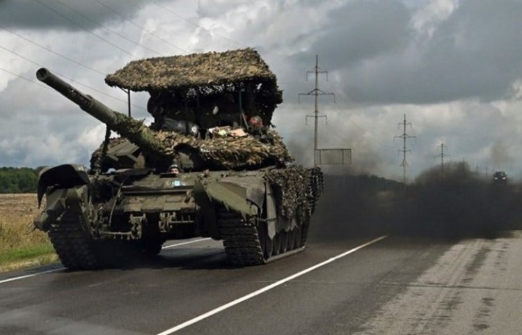 Ushtria ukrainase vazhdon përparimin brenda territorit rus