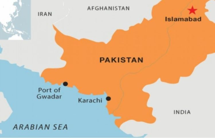 Persona të armatosur vrasin 22 njerëz në Pakistan