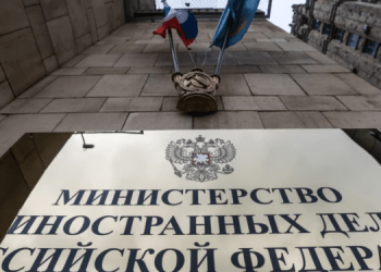 Rusia shton në listën e sanksioneve edhe 92 qytetarë amerikanë