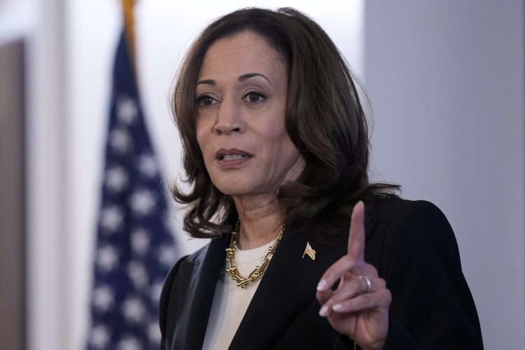 Nënpresidentja Harris ballafaqohet me diskriminim gjinor dhe racor