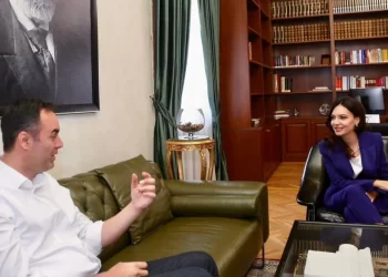 Spiropali pret në takim Konjufcën: Vizitën e parë si kryetare e Kuvendit, padyshim do ta mbaj në Kosovë
