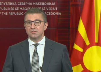 Mickosi, për rastin me Vjosa Osmanin: Na vjen keq për ngjarjen, herën tjetër do ta pres personalisht në Shkup