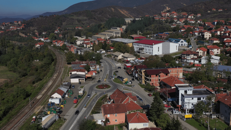 Pas 25 vitesh familjes Aliu iu ndërtohet shtëpia në Cerajë të Leposaviqit