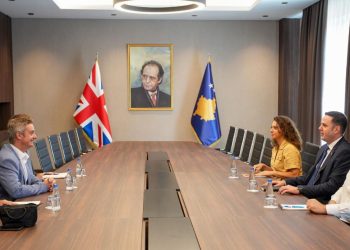Abdixhiku takohet me ambasadorin britanik, e njofton për përgatitjet në zgjedhjet e 9 shkurtit