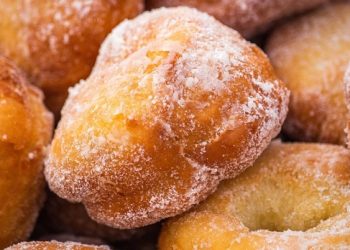 Dëshira për ëmbëlsirat nuk është e rastësishme, këto janë arsyet pse mund të shfaqe