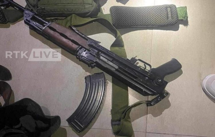 Bastisje në Banjëskë, Policia e Kosovës gjen armë e pajisje ushtarake