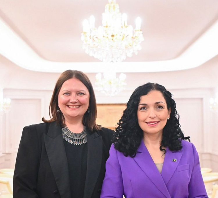 Vjosa Osmani emëron ambasadoren në Portugali