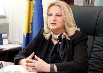 Tahiri kritikon Macronin: Serbinë proruse po e sheh properëndimore