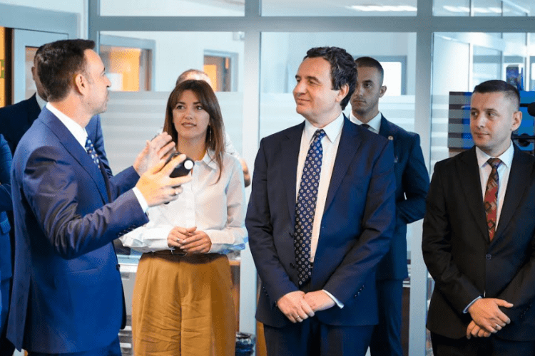 Kryeministri Kurti viziton Shërbimin Korrektues