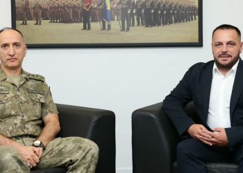 Maqedonci në takim lamtumirës me Komandantin e kontigjentit turk të KFOR-it