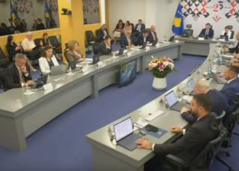 Qeveria merr vendim, rritet paga minimale në 350 euro