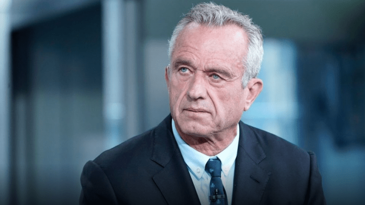 Kennedy tërhiqet nga gara presidenciale