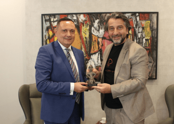 Përparim Rama pret në takim kryetarin e Bujanovcit Arbër Pajaziti