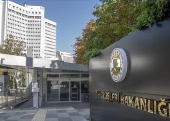 Turkiye: Bastisja e Xhamisë Al-Aksa nga radikalët izraelitë do të “përshkallëzojë më tej tensionet”