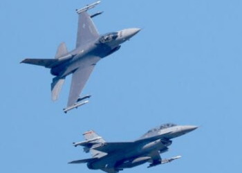 Rrëzohet avioni F-16 amerikan gjatë një sulmi rus në Ukrainë