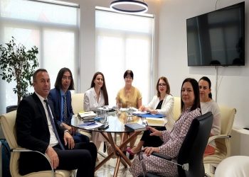 Cakaj e Kaçi diskutojnë shkëmbimin e përvojave mes BQK-së dhe AMF-së